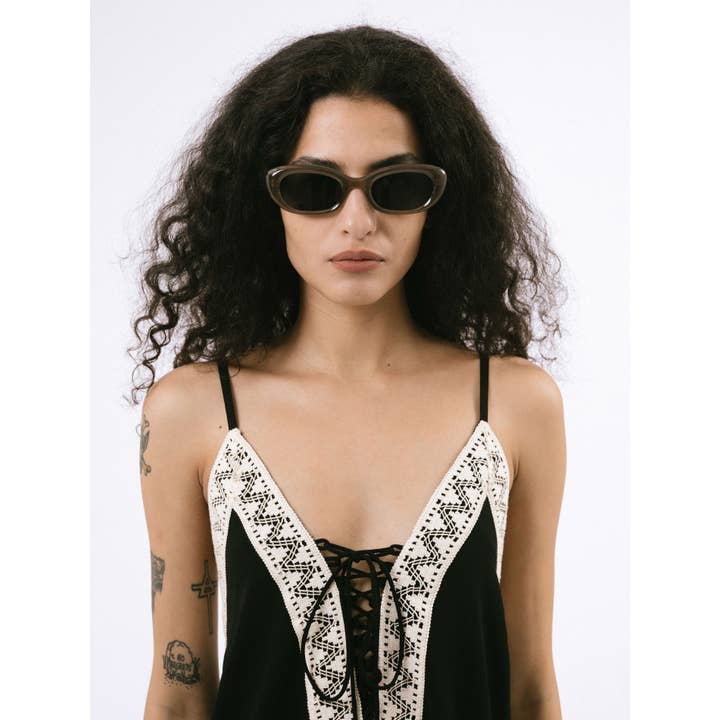 CUBIC - Wholesale Sunglasses - Women's - Cat-Eye Sunglasses1