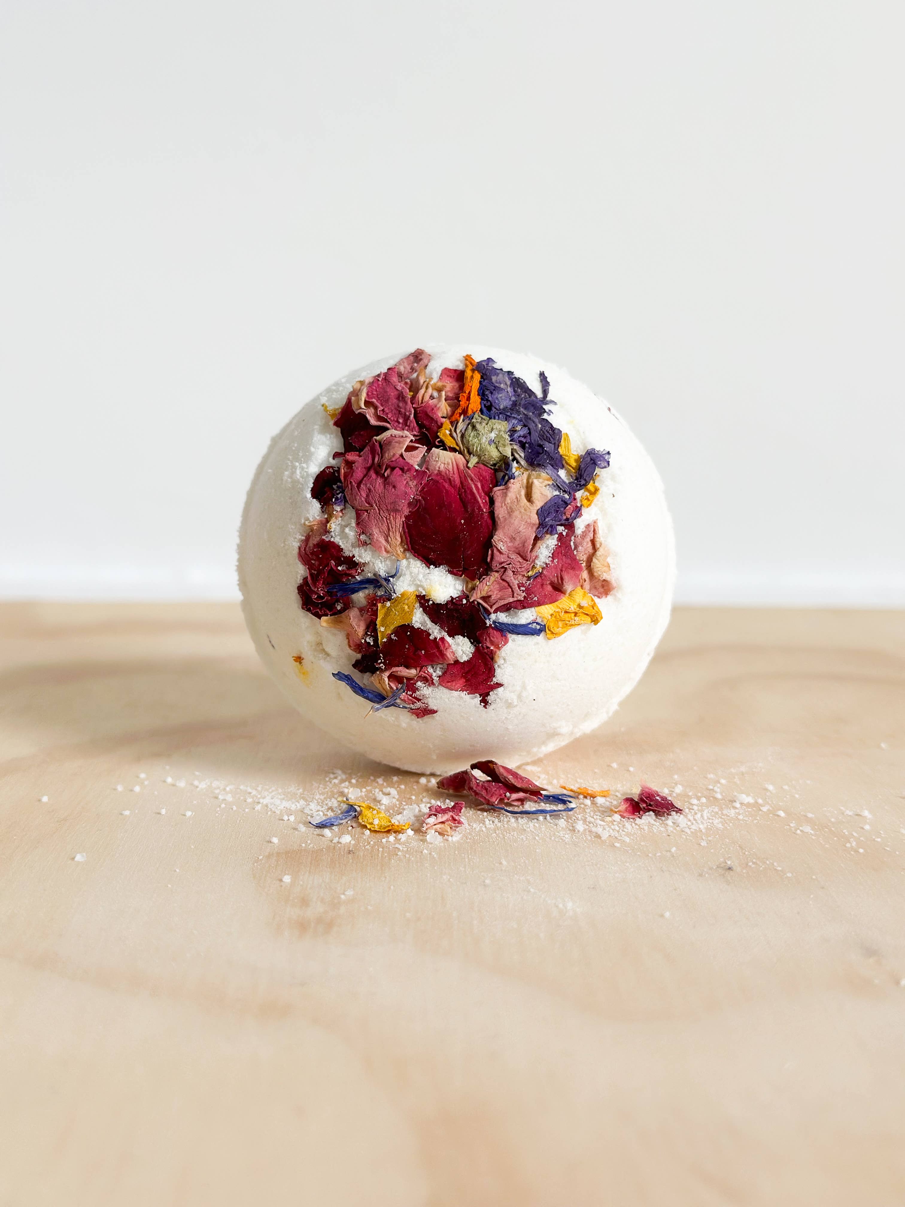 Only The Good Stuff UK - Wholesale Bath Bomb/Fizz - Botanical Bath Bombs- Natural & Plastic-free7