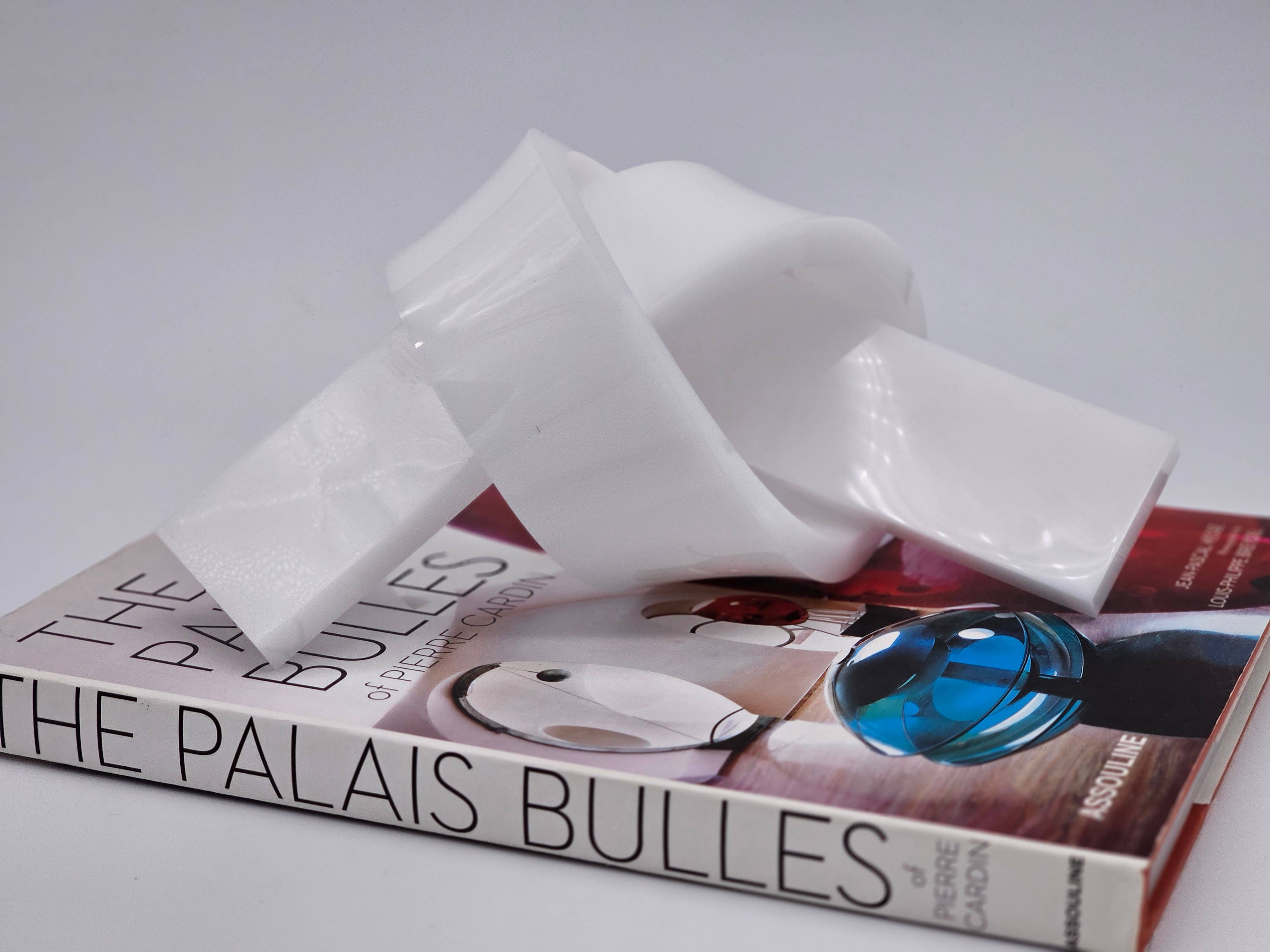 Somar Creations - Wholesale Decorative Tabletop Object - Acrylic Large Love Knot 8