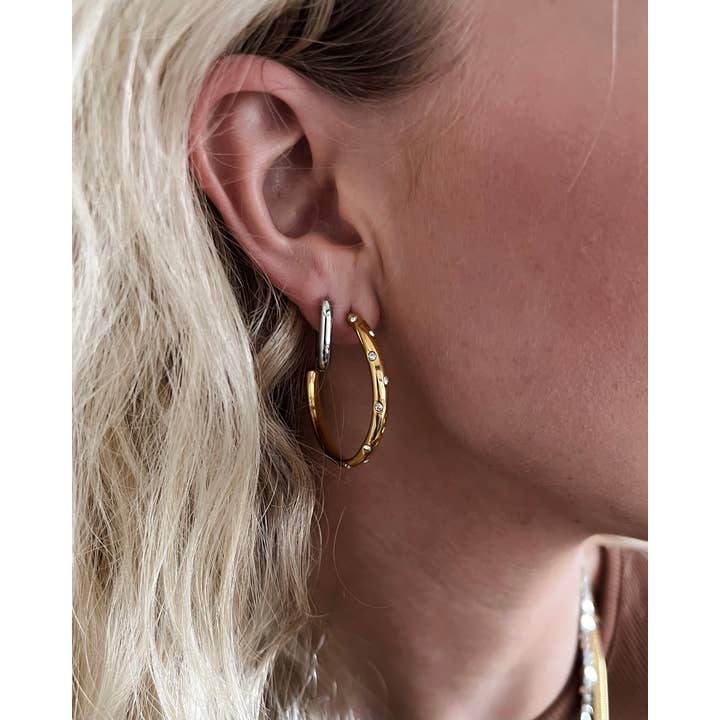 Beljoy - Wholesale Huggie Earrings - Elisa Everyday Hoop Earrings || Choose Color