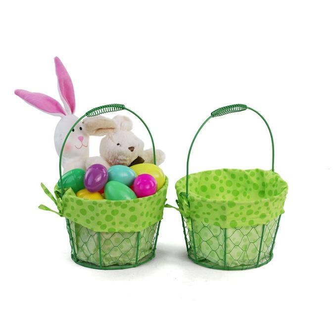 Buhi Imports – wholesale Basket – Small 8" Painted Chicken Wire Basket with Polka Dot Linin2