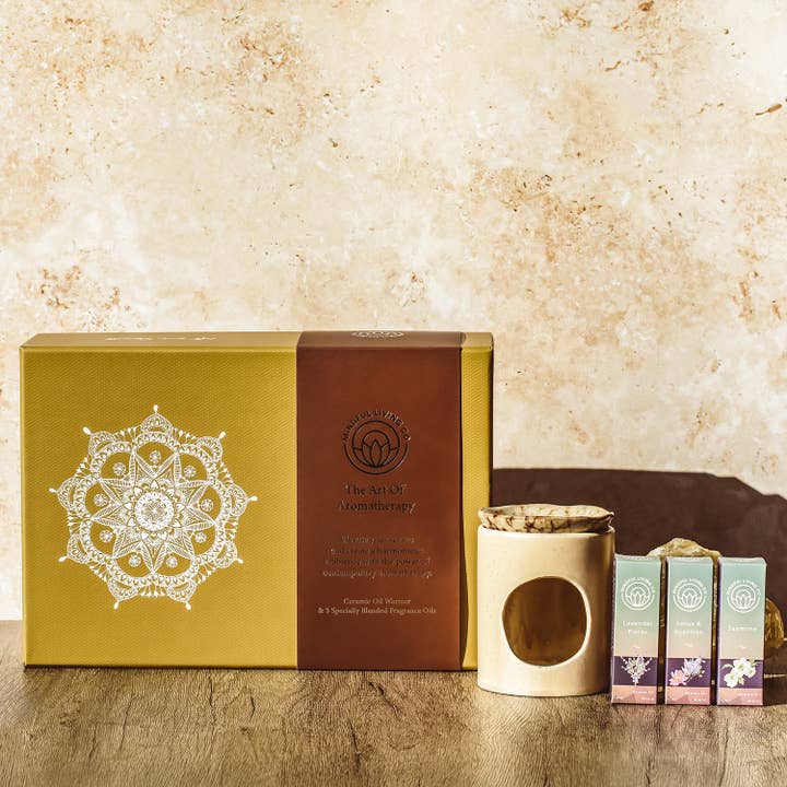 Mindful Living Co. - Wholesale Oil Warmer - Ceramic oil warmer with 3 fragrance oils
