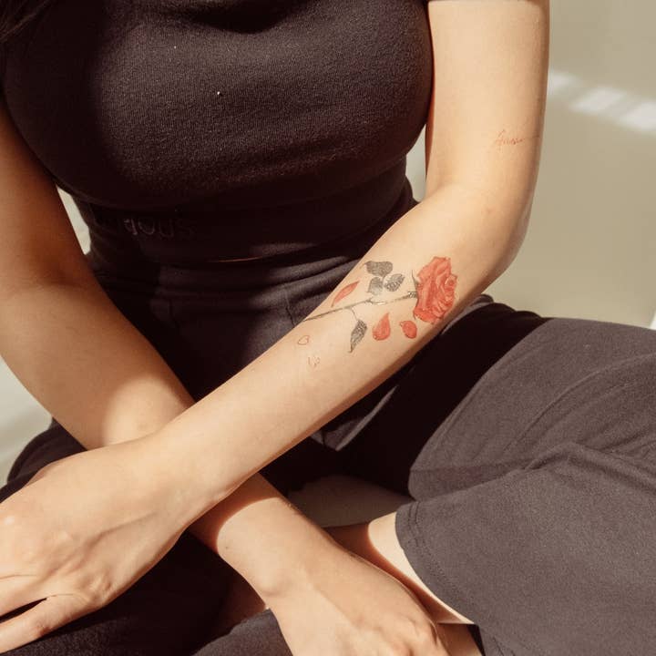 PAPERSELF - Vendita all'ingrosso Tatuaggi temporanei - Adesivi temporanei tatuaggio rosa inglese5