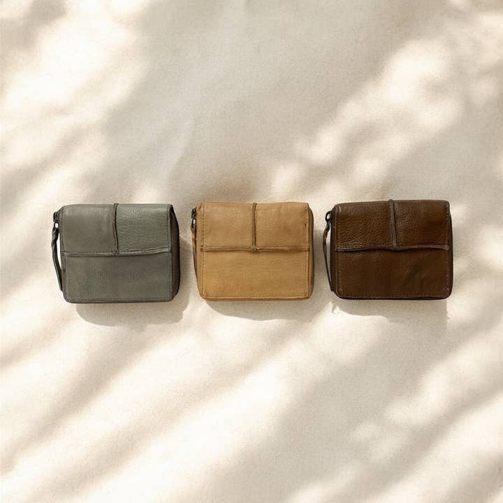 Washington Zip Wallet for wholesale by cut n paste bags