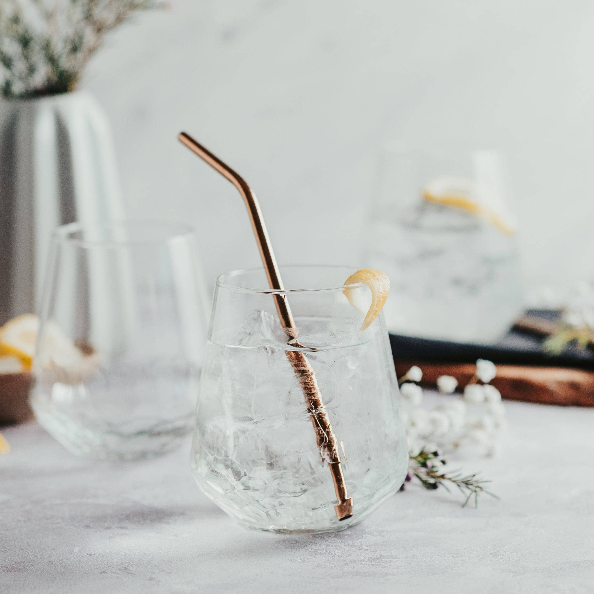 Libbey - Wholesale Wine Glass - Libbey Hammered Base, 17.75 oz, Set of 83