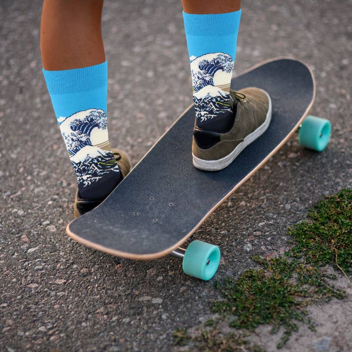 Real Sic - Wholesale Socks - Unisex - The Great Wave off Kanagawa by Hokusai Socks - Comfy Cotton for Men & Women3
