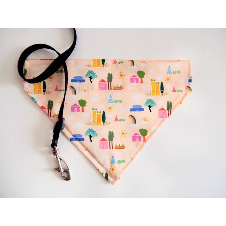 Bandana biologique pour animaux de compagnie « Green Cities » pour la vente par UpRoot Design Studio