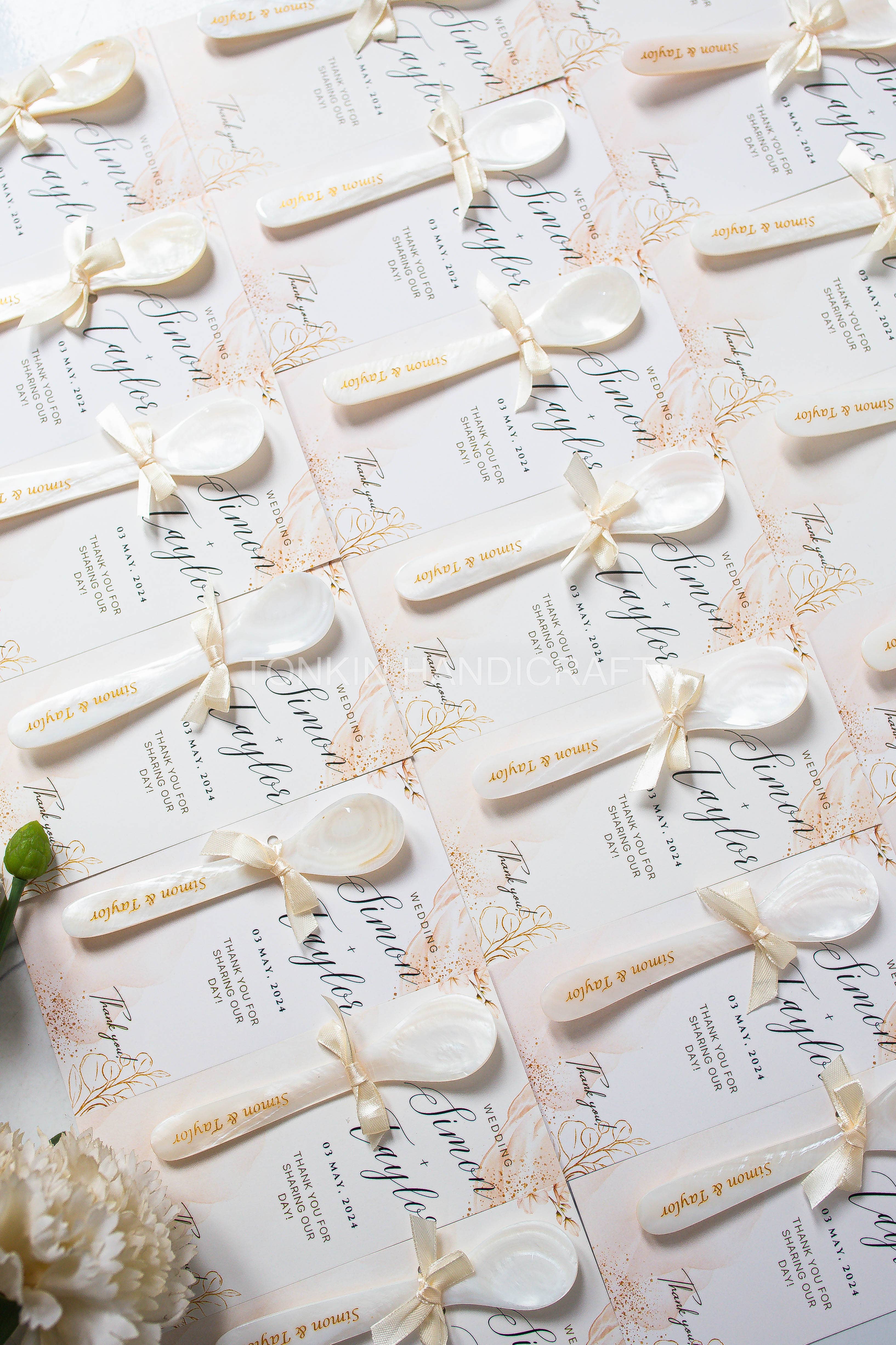 Tonkin Handicraft - Wholesale Kitchen Spoon - Personalized Mother of Pearl Caviar Favor wedding spoon3