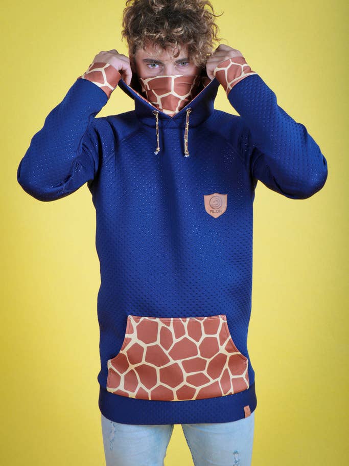 Sweat à capuche long en néoprène pour homme « Girafe » pour la vente par Alon Clothing