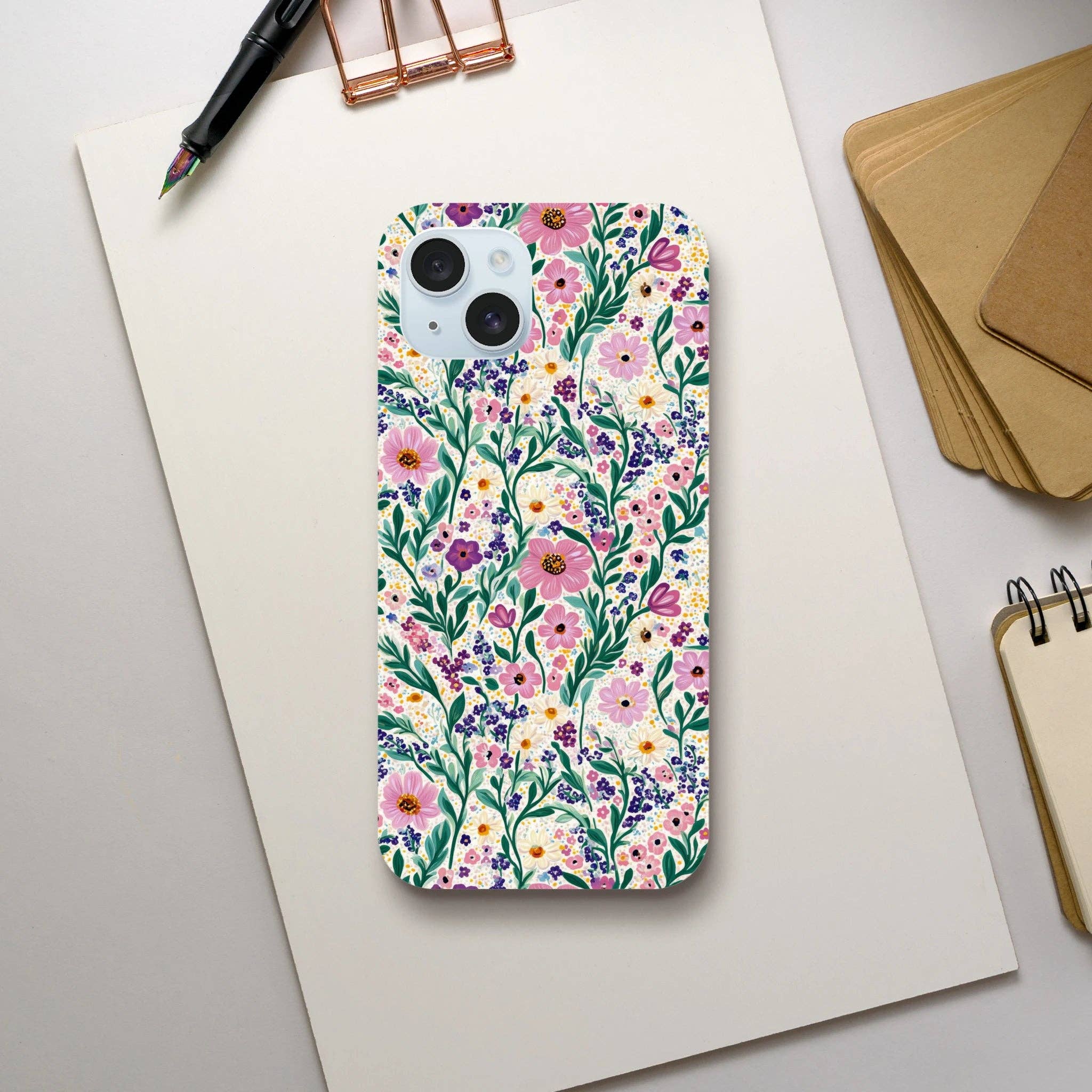 Hounds of Eden – Engroshandel Telefonetui – Kvinder – Apple - Robust telefoncover - Patchy's Plum Petals26