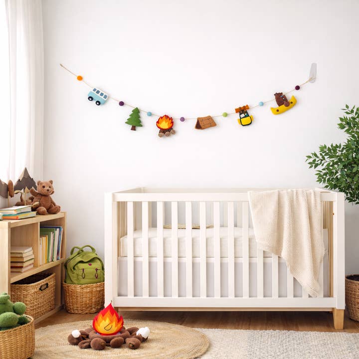 Guirnalda de fieltro con motivos de camping para venta al por mayor de Ganapati