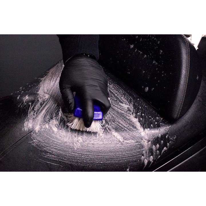 CarrX - Wholesale Cleaning Brush - SPECIAL LEATHER CLEANING BRUSH1