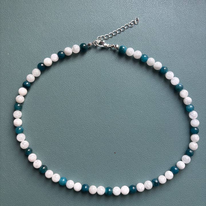 Moonstone and Apatite Necklace or Choker, Lithotherapy for wholesale by Boutique Bohème