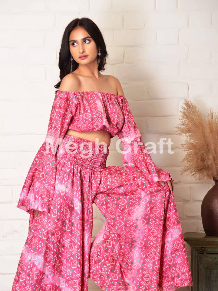 Meghcraft - Wholesale Top & pants set (NOT Loungewear) – Women's - Silk Wide Leg Pant with Bell Sleeve Top Set Women2