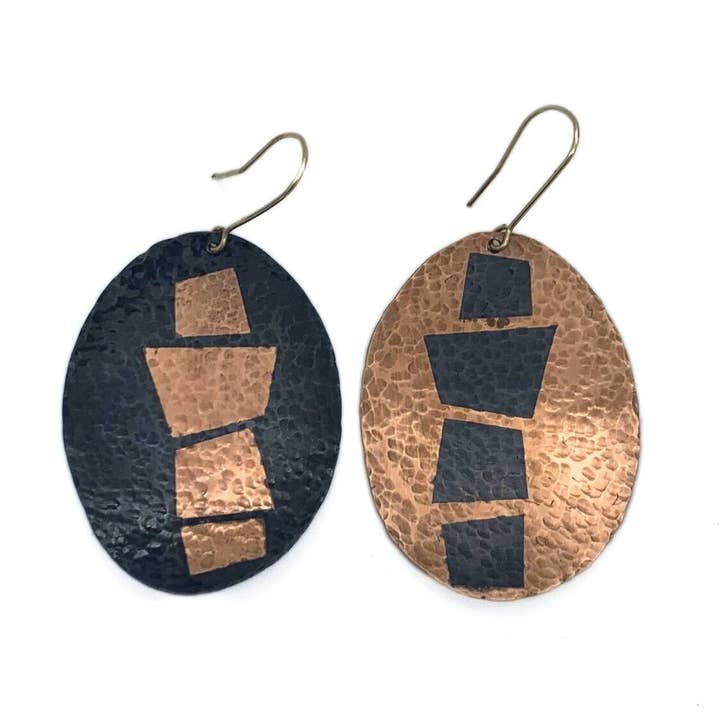 Forkælede Pebble øreringe for engroshandel hos Anna Caraco Jewelry