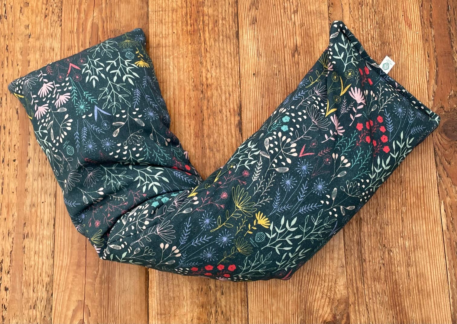 Urban Green Company - Wholesale Hot/Cold Compress - Cherry Stone neck and shoulder pack5