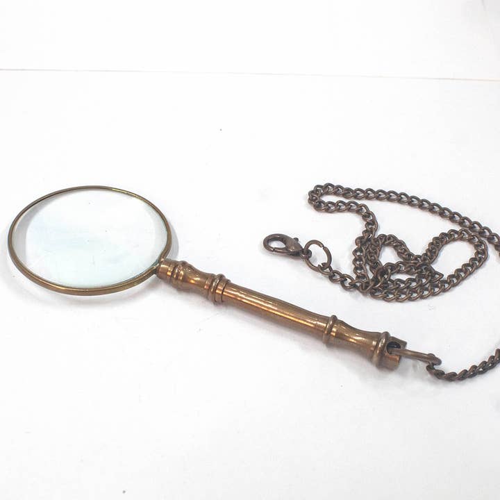 HHH Designs – wholesale Magnifying glass – 88mm Victorian Scholar’s Magnifier, 14' brass chain, each1
