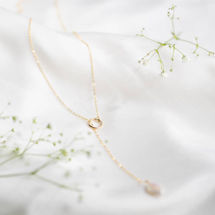 Pearl Lariat for wholesale by mjöll