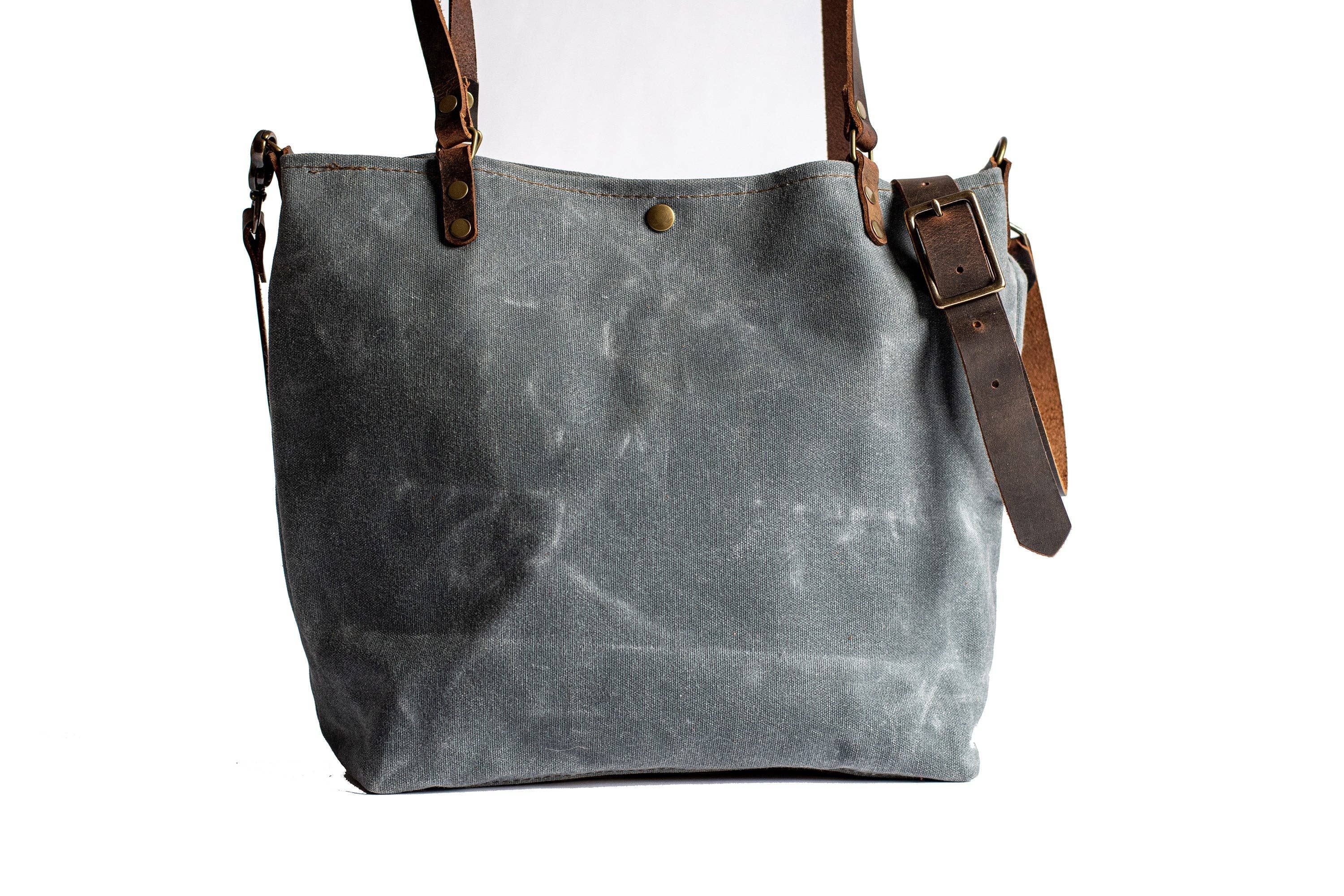 In Blue Handmade - Wholesale Draagtas - Dames - Grote handgemaakte rugzak van gewassen canvas | The Minimalist6