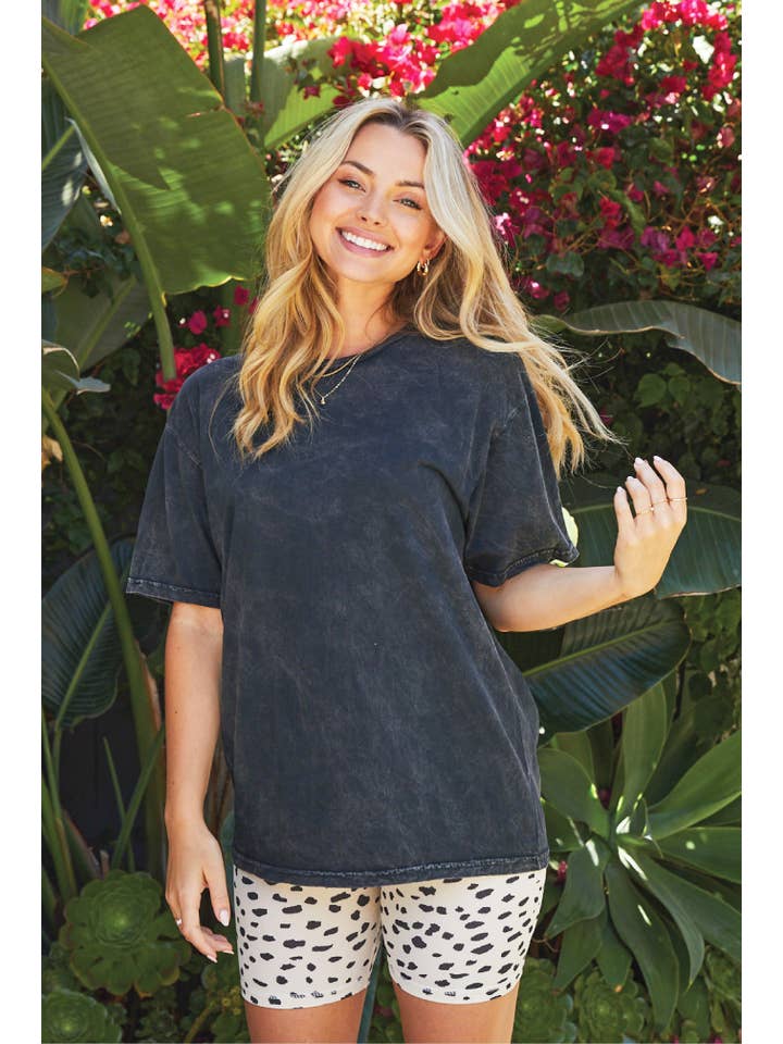 OAT COLLECTIVE - Wholesale T-Shirt - Women's - Basic Blank Mineral Washed Graphic Tee