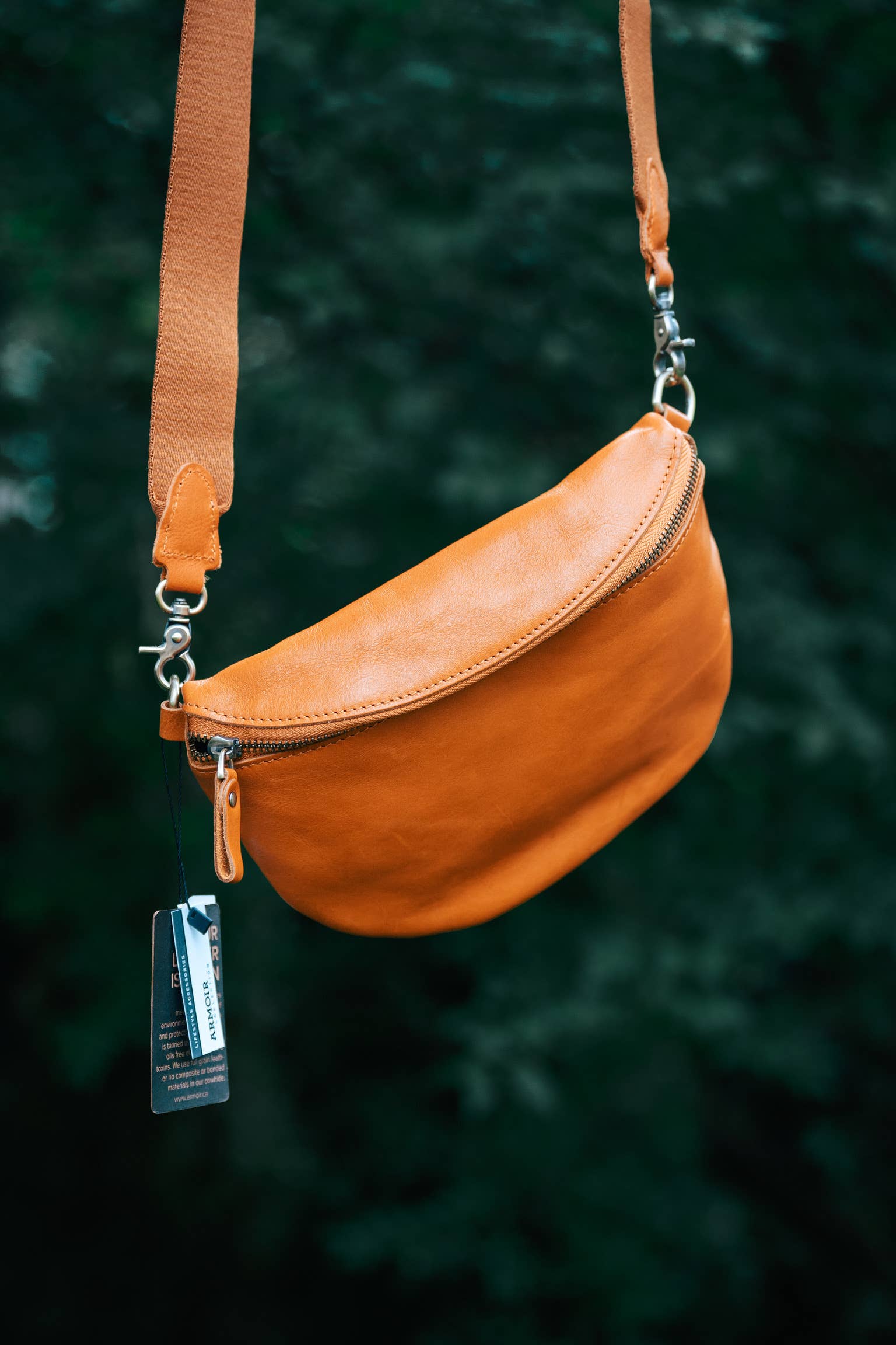 Armoir fashion - Wholesale Crossbody Bag - Women's - Heidi Crossbody - Made in Canada 3