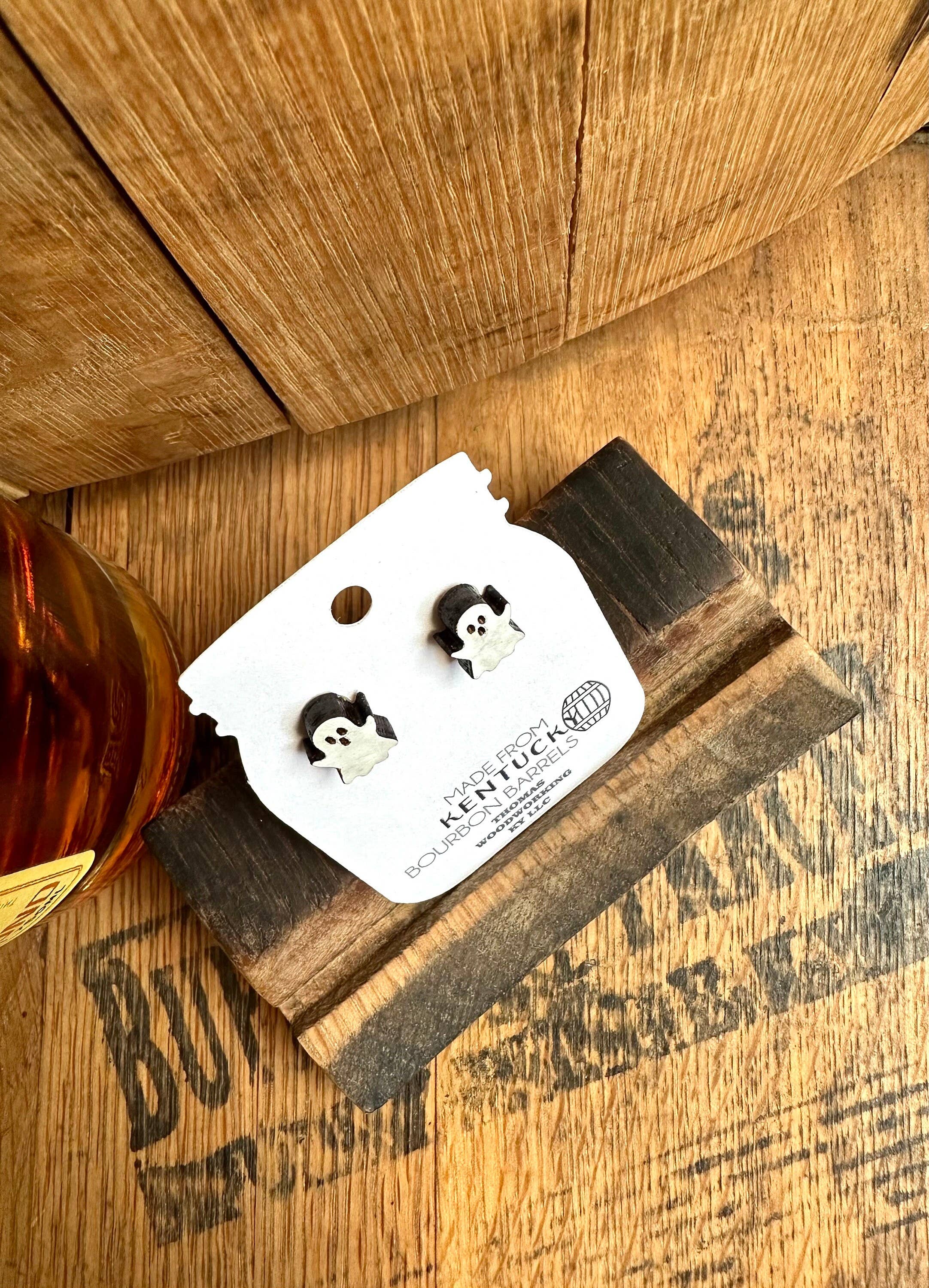 TWWKY - Wholesale Knopjes/oorstekers - Herwonnen Bourbon Barrel Ghost Stud-oorbellen8