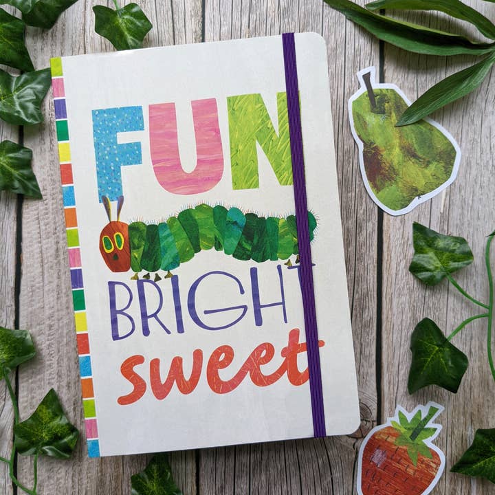 Quaderno elastico A5 - Bruco molto affamato per la vendita all'ingrosso da parte di Robert Frederick Ltd