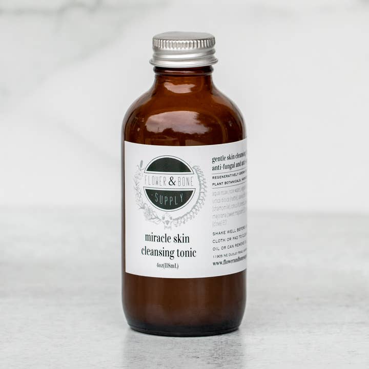Miracle Skin Cleansing Tonic för wholesale av Flower & Bone Supply