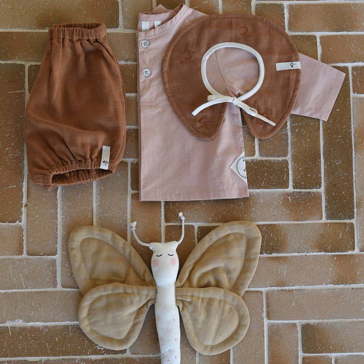 Saga Copenhagen - Wholesale Sjaal - Kinderen - Kraag Alva in amandelkleur3