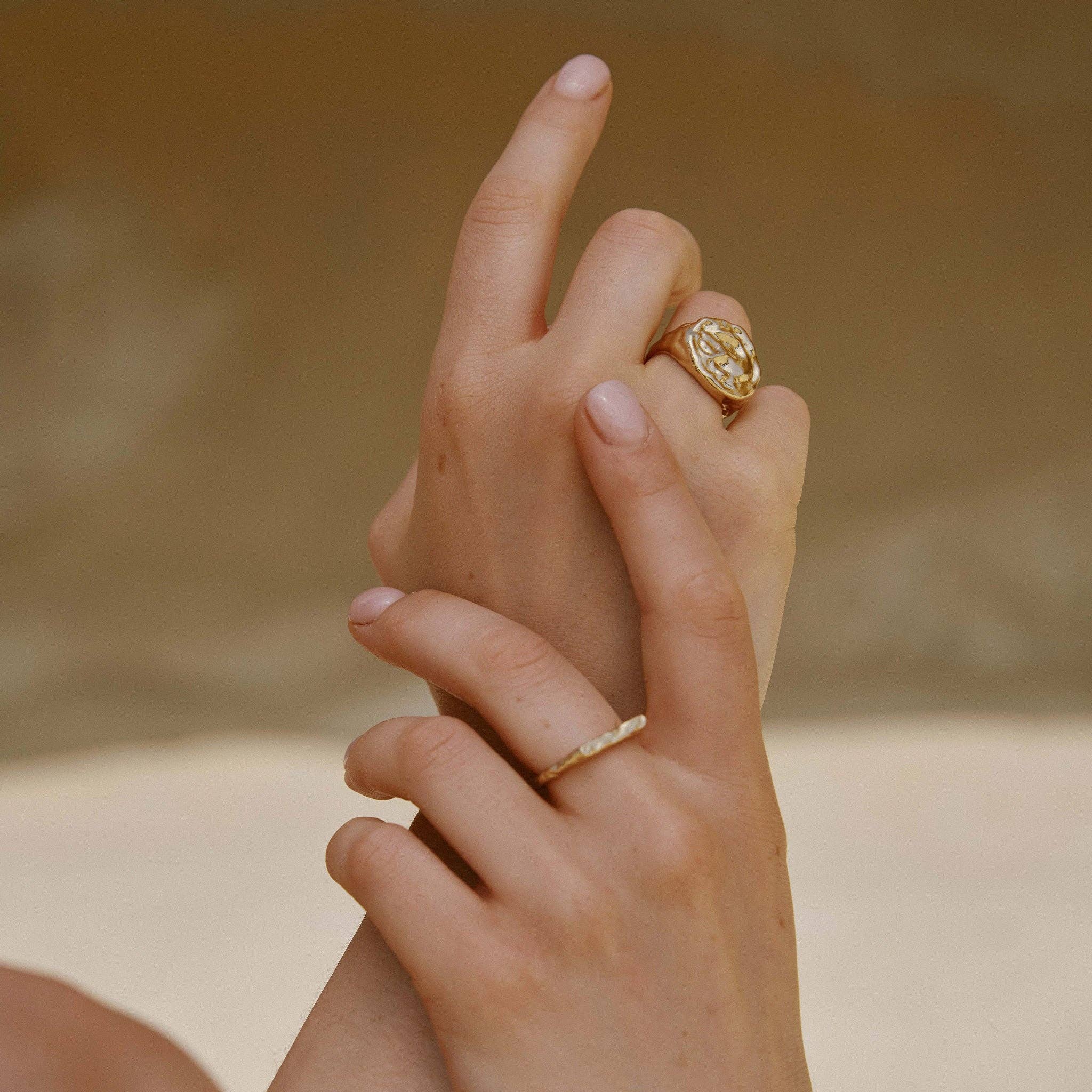 Agapée Jewelry – Großhandel Siegelringe – Antonia Ring | Schmuck Gold Geschenk Wasserdicht4