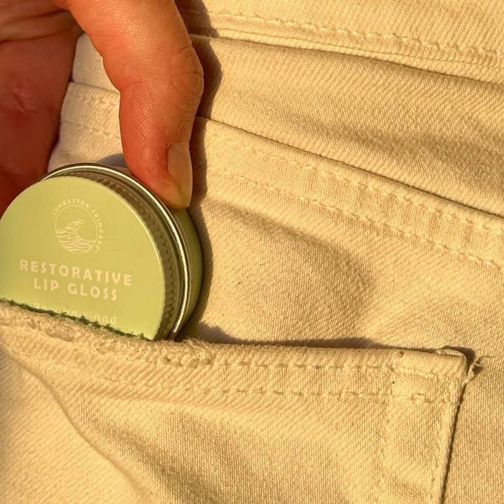 SunButter Skincare - Wholesale Lip-gloss - Restorative Paw Paw Lip Gloss2