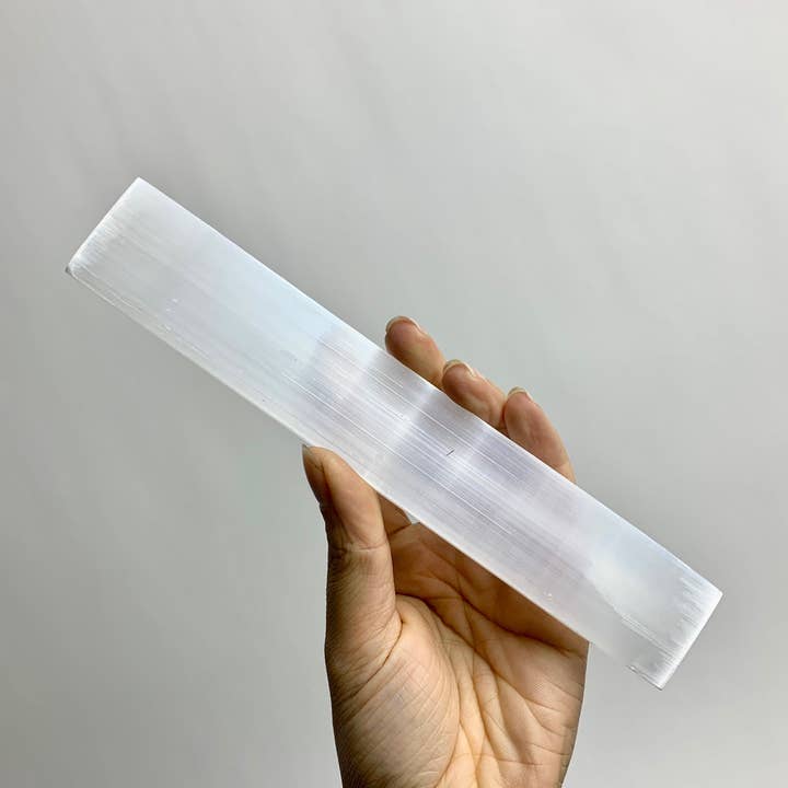 Pelham Grayson Rose - Wholesale Crystal Charging Plate - Selenite Rectangle Crystal Charging Plate | 20 cm | Morocco