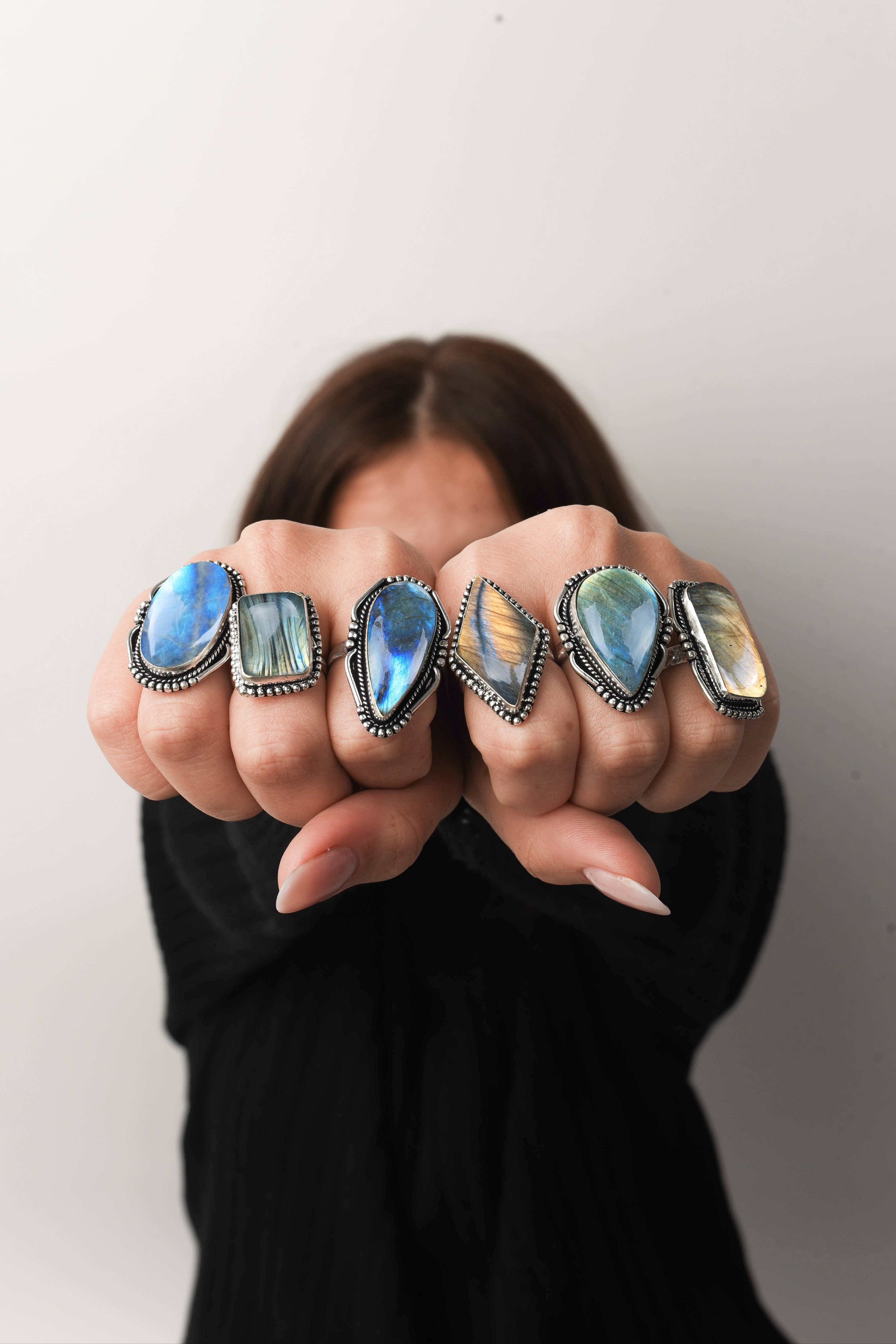 Handmade Jewels – Anel de cocktail/declaração por atacado – Anéis de Labradorite – Prateados, Feitos à Mão, Cintilantes Cinza-Azul (Tamanhos EUA 6–10, Não Ajustáveis)2