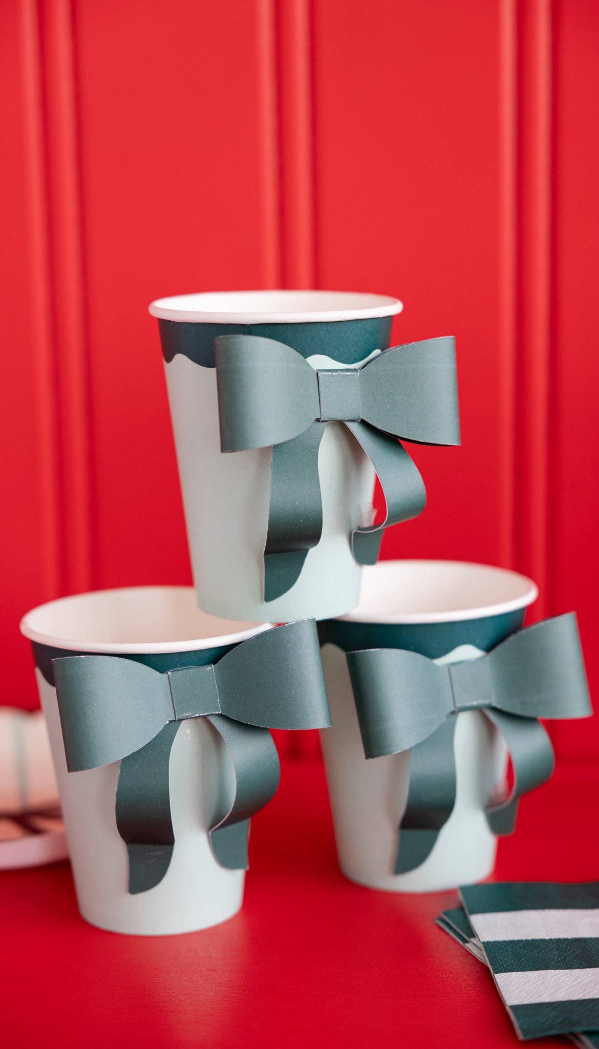 My Mind’s Eye - Wholesale Disposable Cup - BOW1108 - Mint and Green Bow Paper Cups1