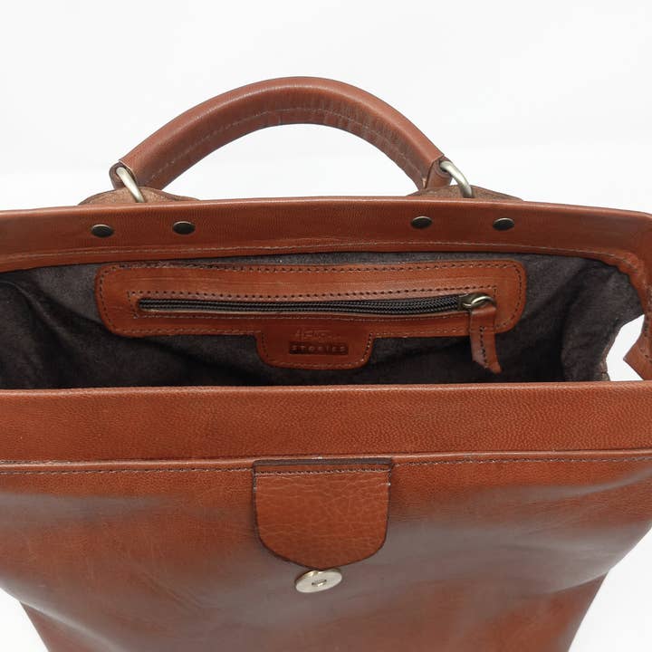 Artisan Stories - Venta al por mayor Bolso con asas - Mujer - Bolso médico pequeño de cuero marrón claro