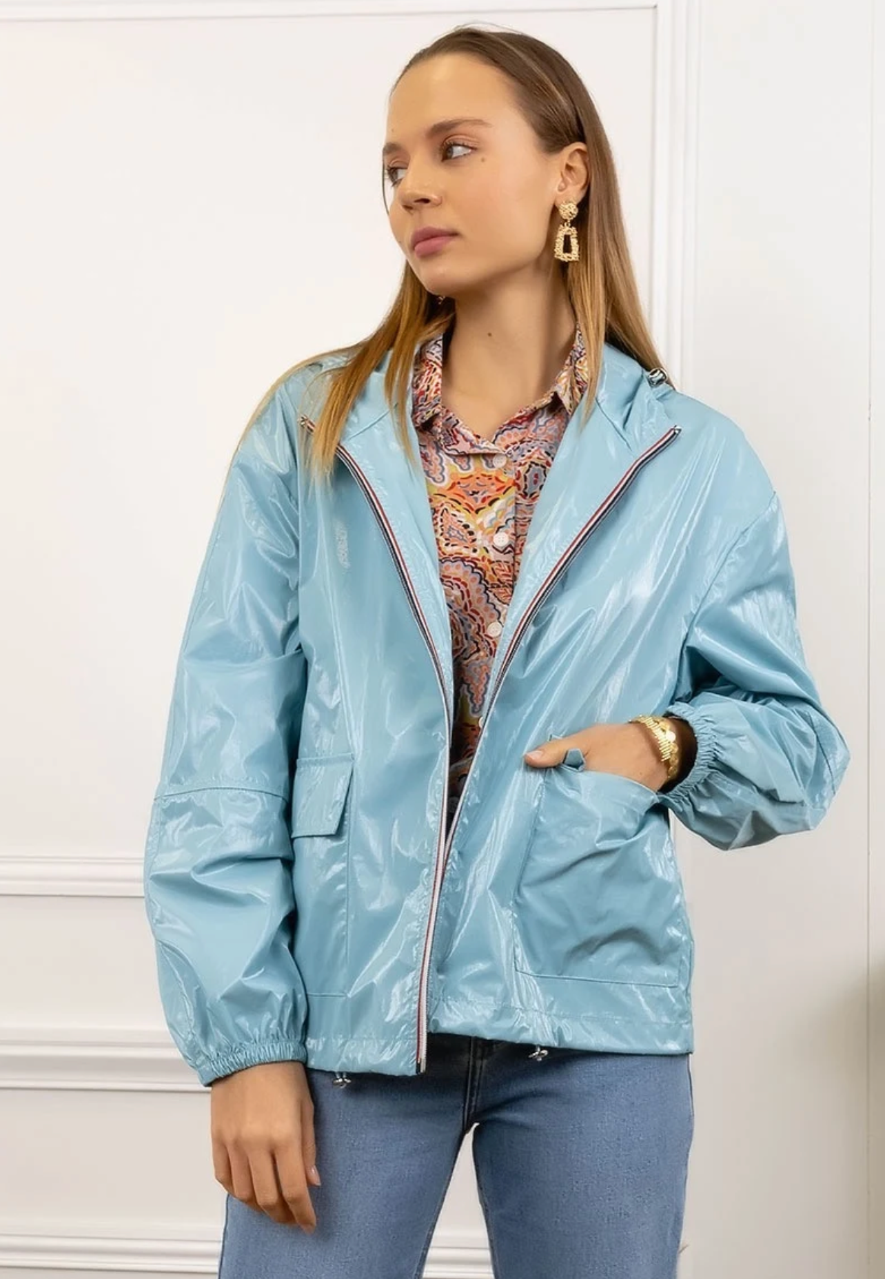Escandelle Paris - Wholesale Raincoat - Women's - Short Waterproof Hooded Parka, Lightweight Windbreaker1
