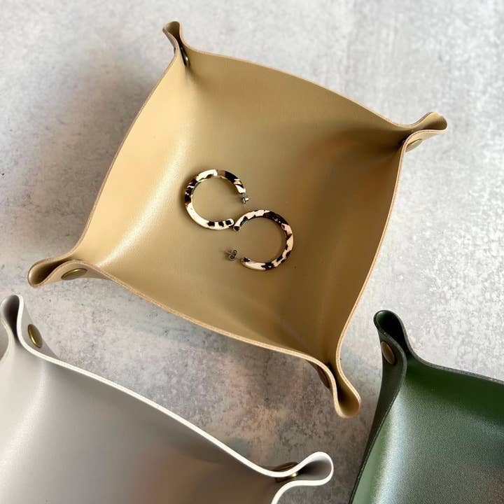 Zora Botanica - Wholesale Decorative Tray - Vegan Leather Tray4