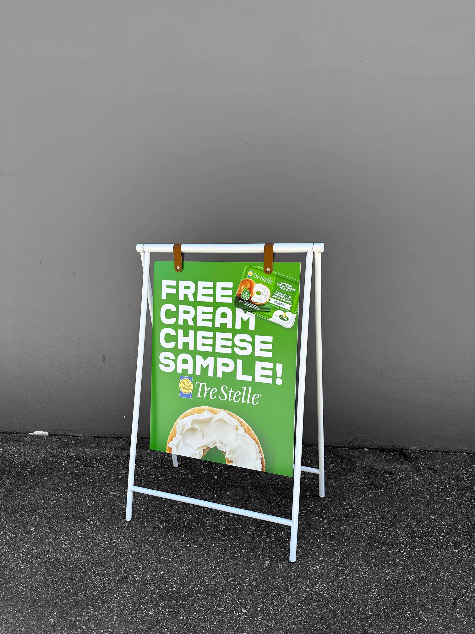 DisplayCanada - Vente Enseigne d'extérieur - Panneau de trottoir en métal en A 22" x 28" avec panneau en PVC11