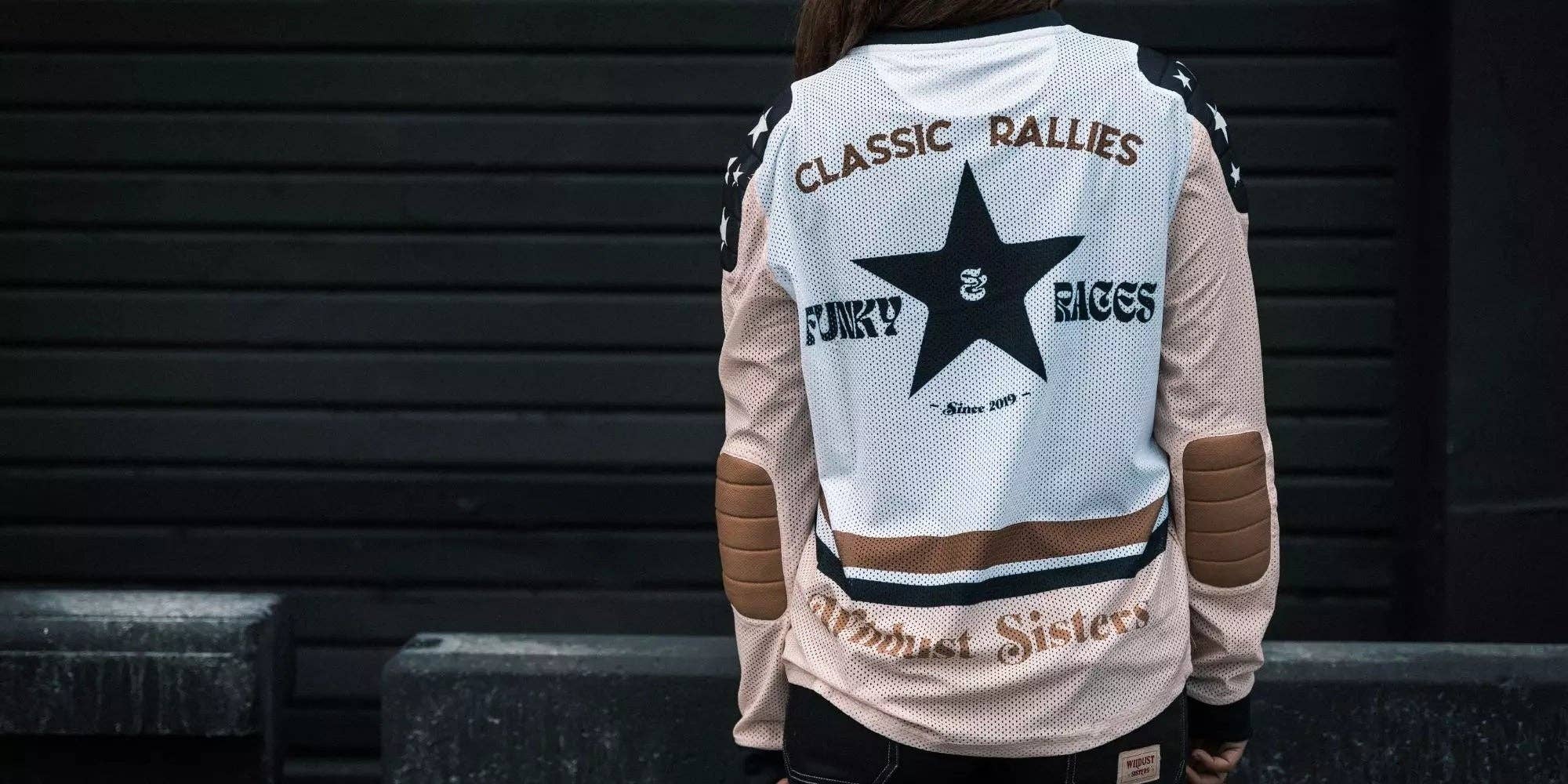 WILDUST - Wholesale Screen Printed T-Shirt - Women's - JERSEY CROSS - CLASSIC RIDER5