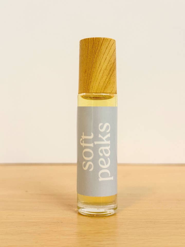 Soft Peaks Parfumeolie Rollerball for engroshandel hos Borough Home