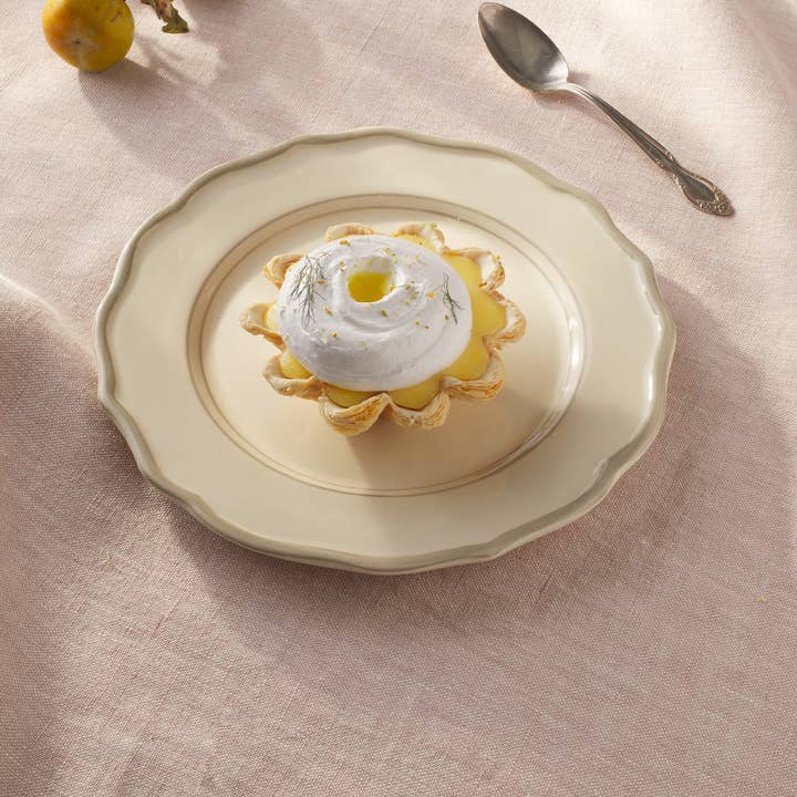 Maison Madison Home - Wholesale Salad Plate - Sylvia Hand-Painted Side Plate 9''2