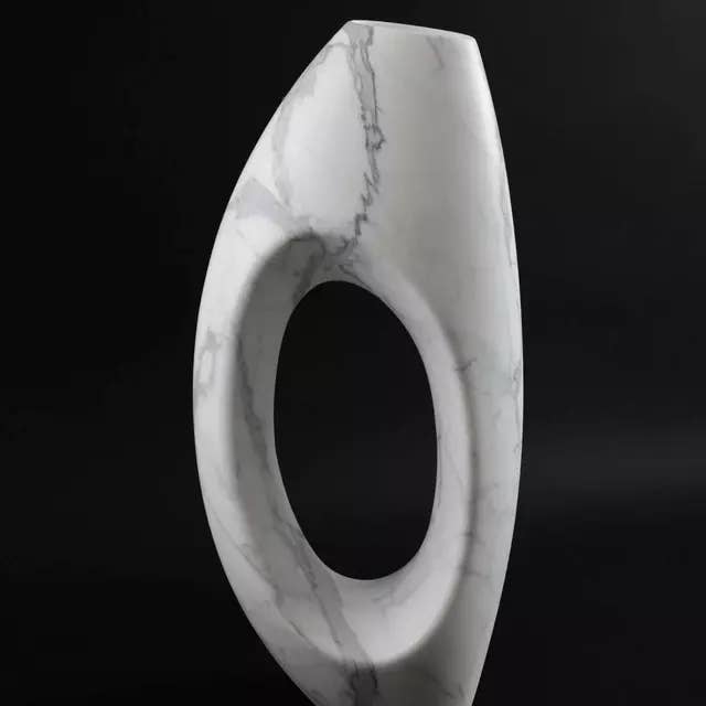 White Carrara Marble vase Decoration for wholesale by Méco marble design
