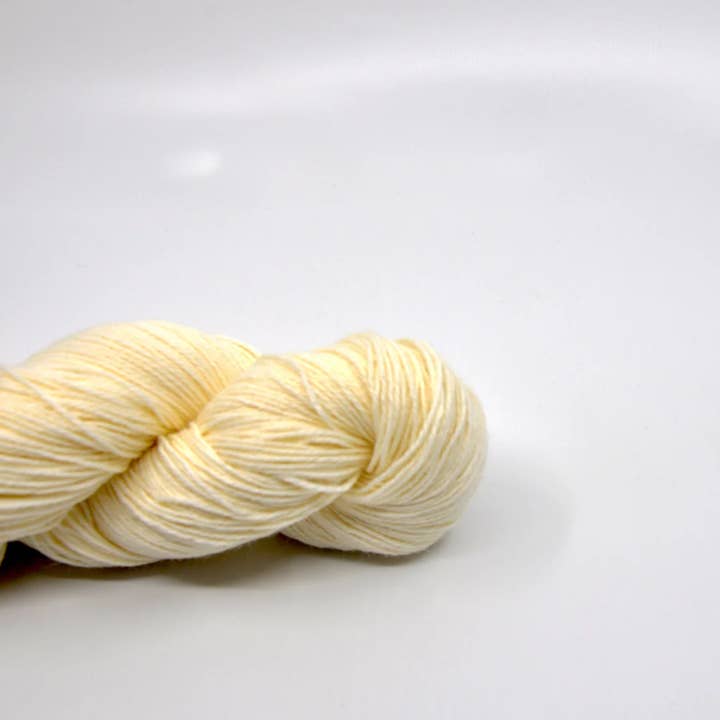 Organic 21 Micron Merino Wool for wholesale by Canadian Woollen