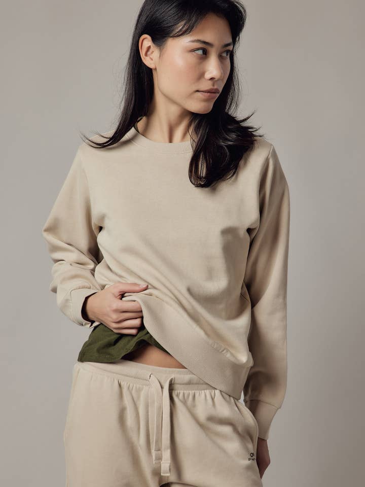 Military Green Crew Neck Sweatshirt for wholesale on Faire16