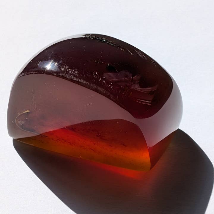 Bernstein "Dämmerlicht" | Schutz & Leidenschaft (39,93g) für den Großhandel von Temple of desire