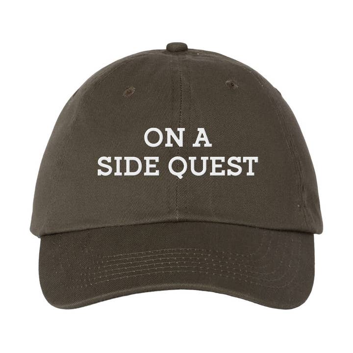 Chapéu de pai bordado On A Side Quest por atacado de Lucky Luna Apparel