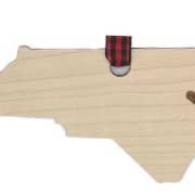 Décoration de Noël personnalisée en forme de cœur de Caroline du Nord pour la vente par Woodlander Workshop