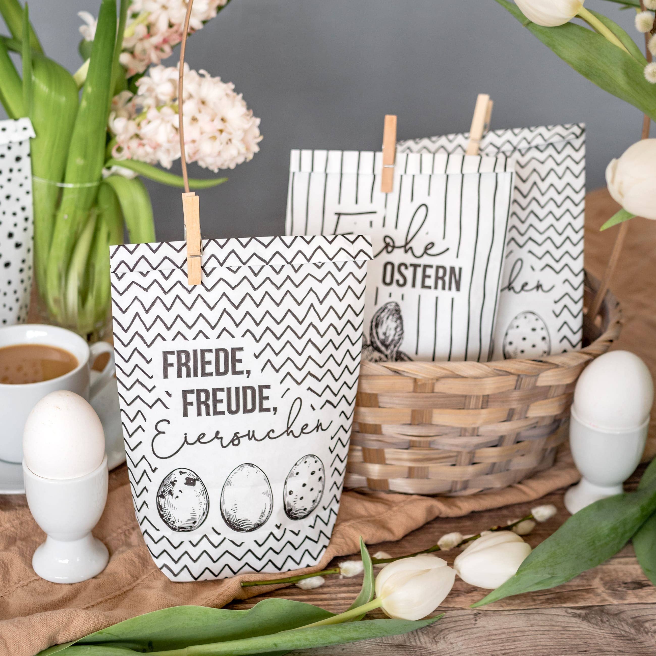 Papierdrachen - Wholesale Gift Bag - Bags printed with Easter motif - white - with Happy Easter2