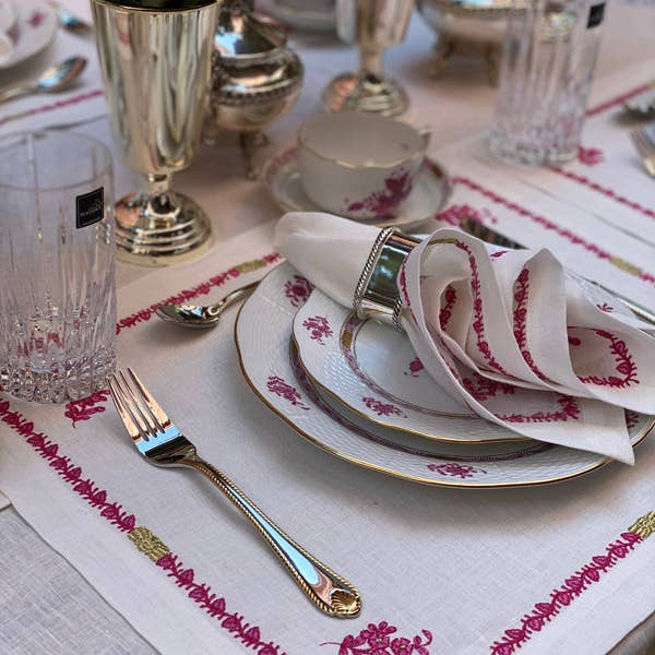 Tulip Haus - Wholesale Placemat - Herend %100 Linen Placemats, Floral Embriodery4