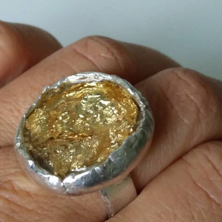 Gorgeous gift of silver, concrete, goldleaf, composite für den Großhandel von ArtBi Design